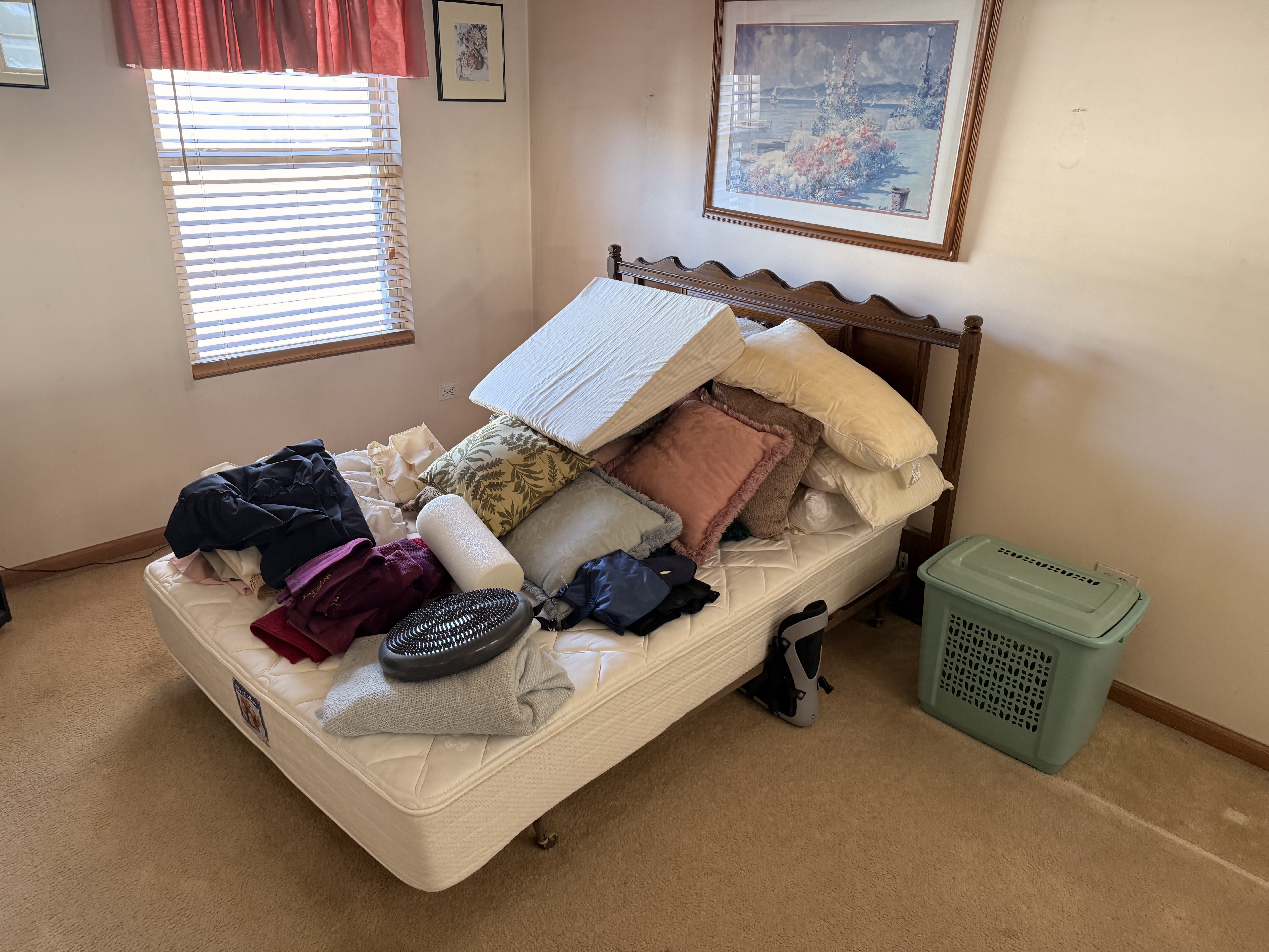 Bedroom mattress and furniture removal