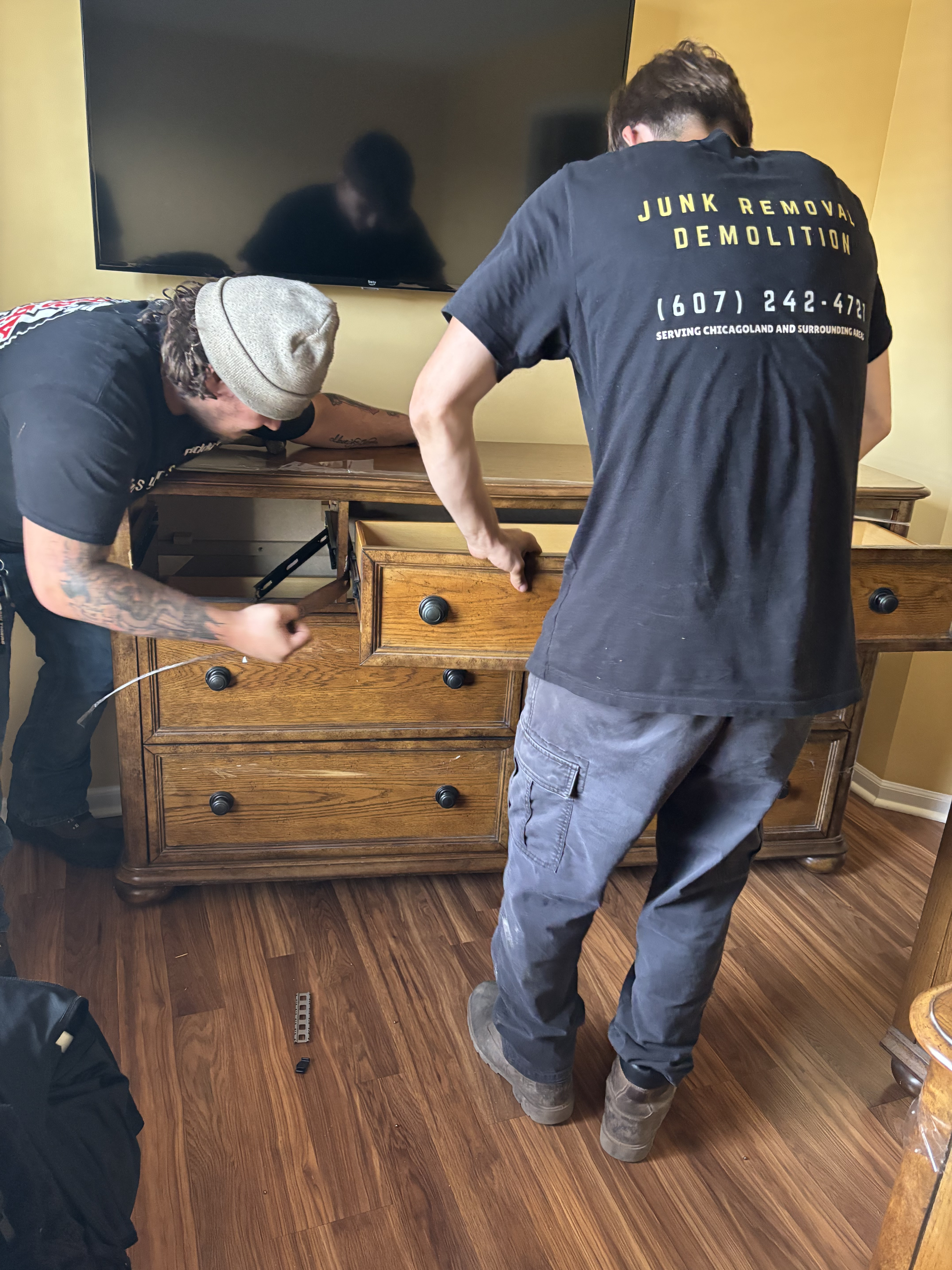 Junk removal in Darien, IL
