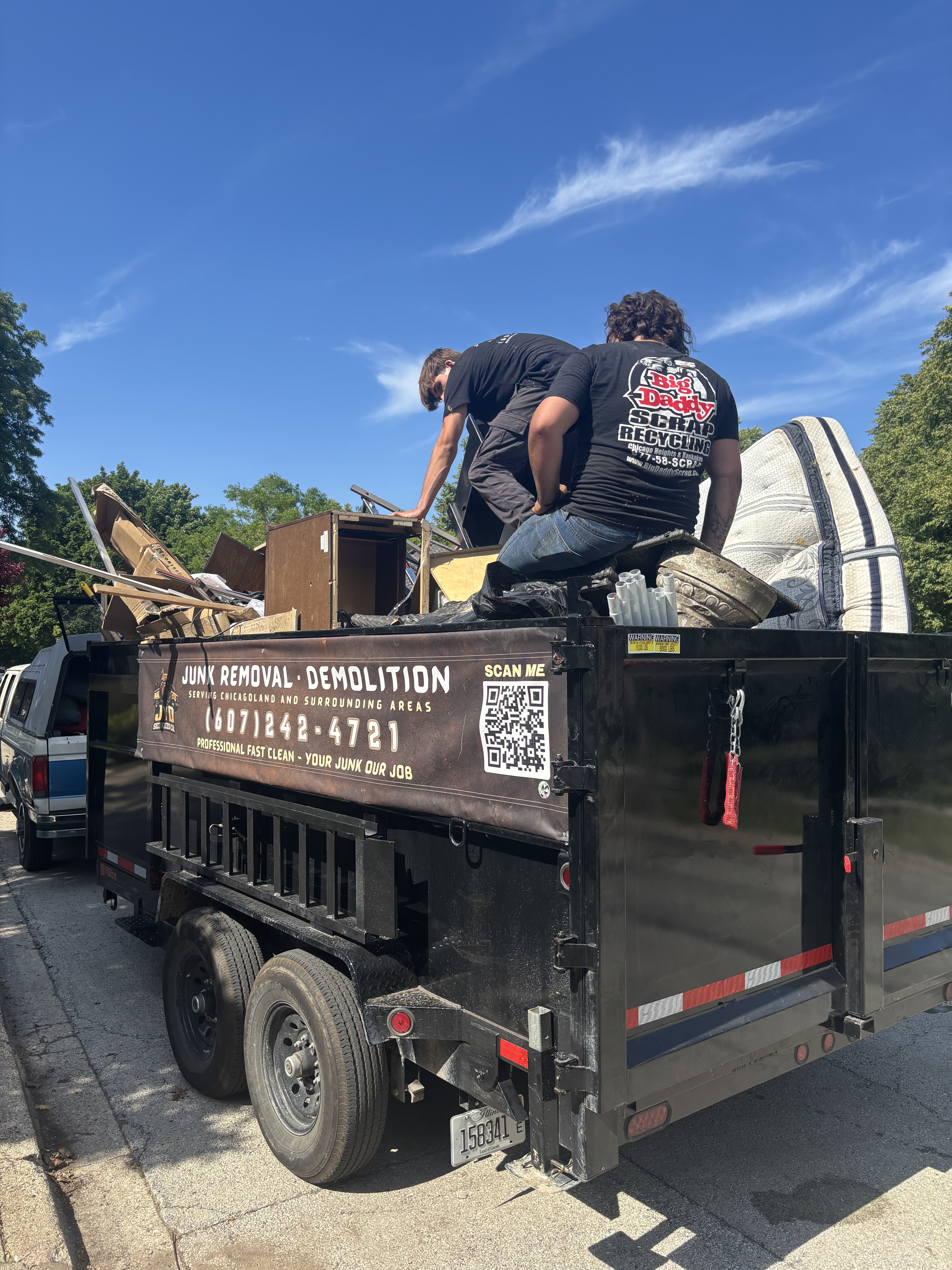 Junk removal in Bolingbrook, IL