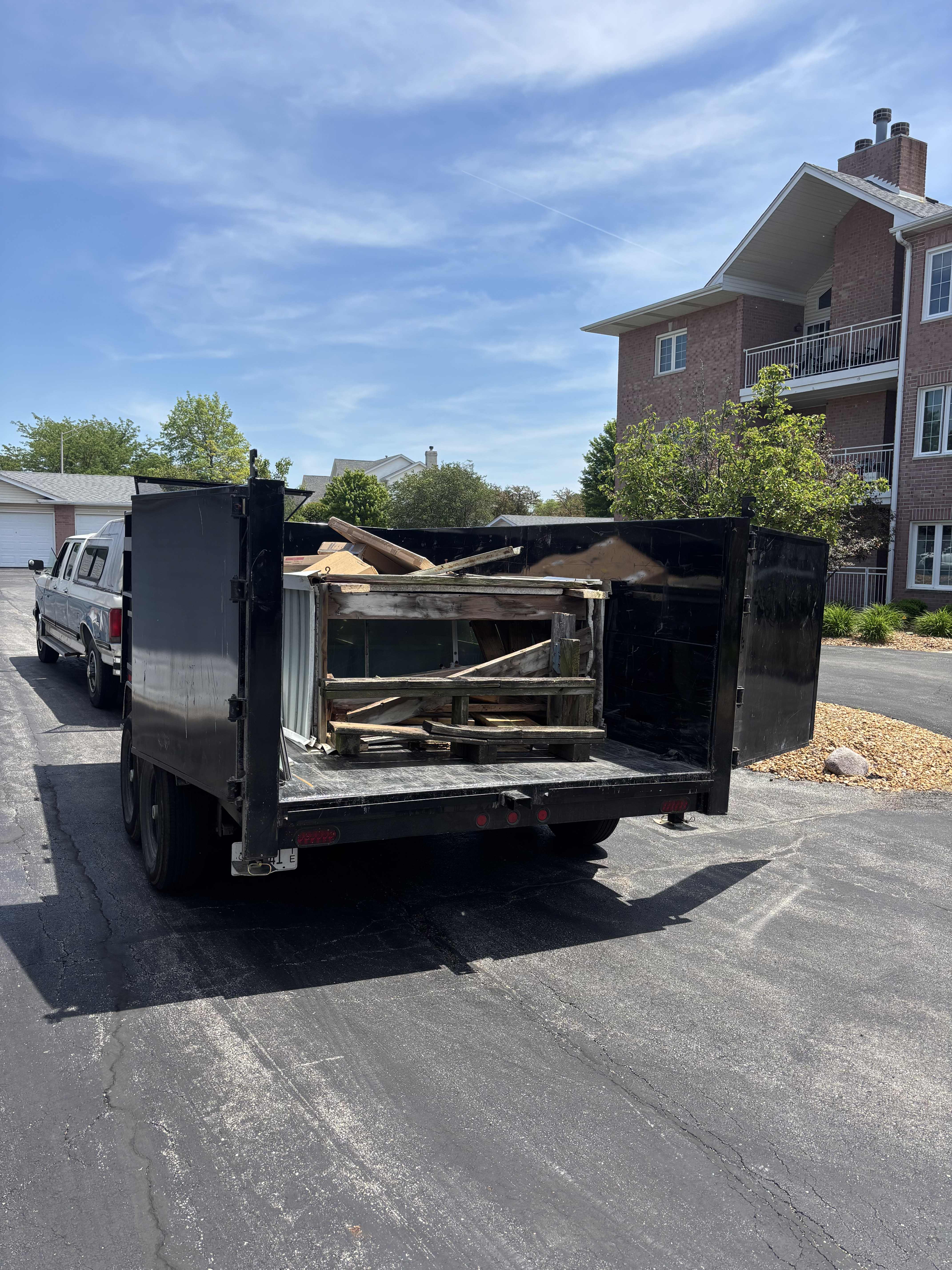 Junk removal in Tinley Park, IL